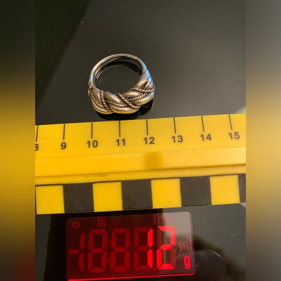 Chunky silver ring with braided rope design - Picture 4 of 4